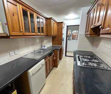 3 bedroom terraced house to rent - Photo 4