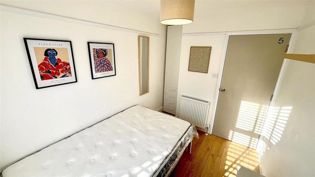 5 bedroom house share to rent - Photo 1