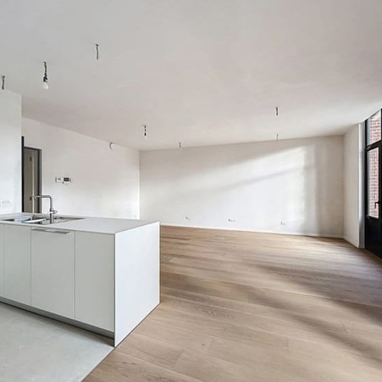 Appartement te huur - Photo 1