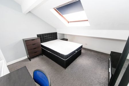 Hartley Grove, Hyde Park, Leeds - Photo 5