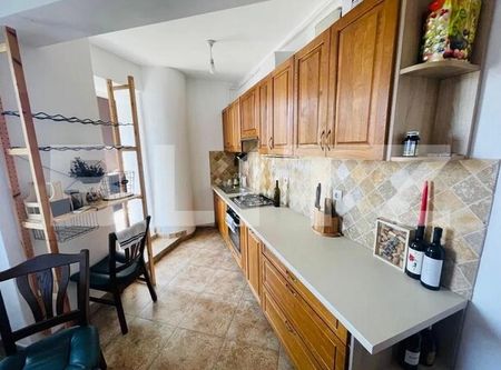 Apartament cu 2 camere, 60 mp, decomandat, parcare, zona Marasti - Photo 2