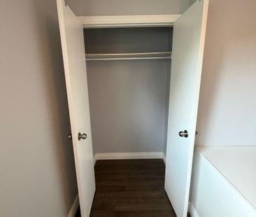 For Lease - 770 Applewood Crescent Unit# 1, Milton, Ontario - Photo 6