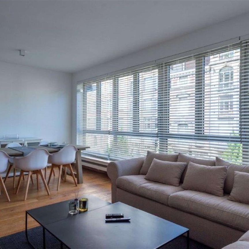 Bemeubeld 3-slaapkamer appartement - Photo 1