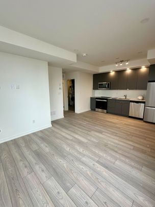 For Lease - 11 Lytham Green Circle Unit# 14, Newmarket, Ontario - Photo 1