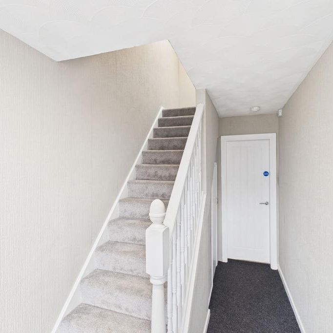 4 bedroom house of multiple occupation to rent - Photo 1