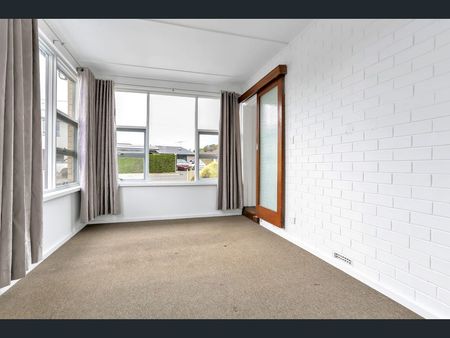 101 Benny Street, Port Noarlunga SA 5167 - House For Rent | Domain - Photo 2