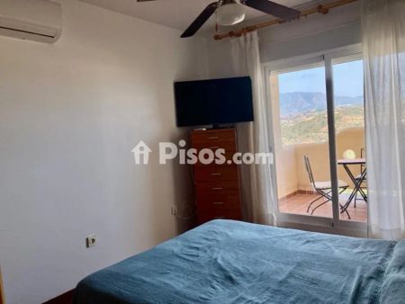Casa adosada en alquiler en Calle Mar de Alborán - Photo 3