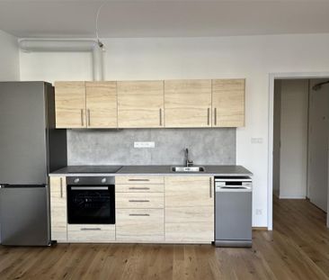 Pronájem bytu 2+kk 39 m2 - Fotografie 4