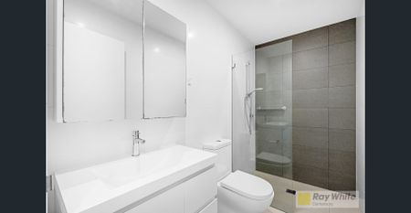 Modern 1-Bedroom, 1-Bathroom Apartment - Photo 4