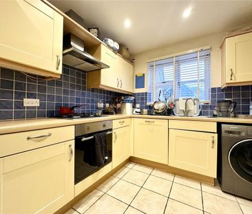 3 bedroom end of terrace house to rent - Photo 6