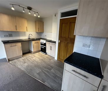 Aspen Grove, Fremington, Barnstaple, Devon, EX31 - Photo 6