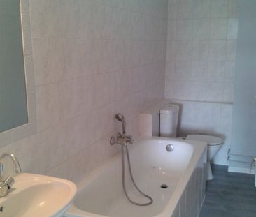 Location Appartement 3 pièces 61m² SARREGUEMINES 57200 - Photo 1