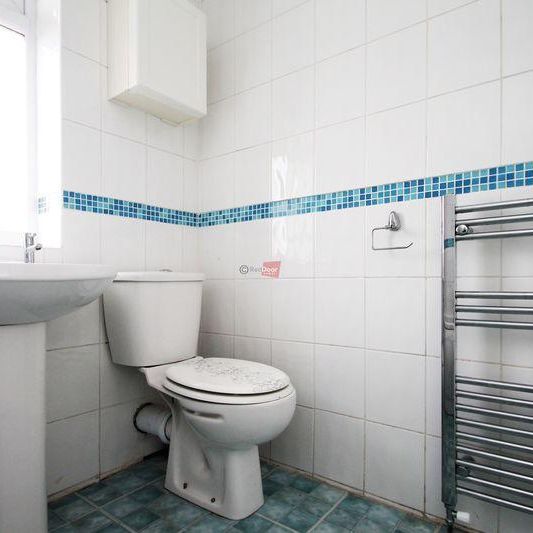 2 bedroom semi-detached house to rent - Photo 1