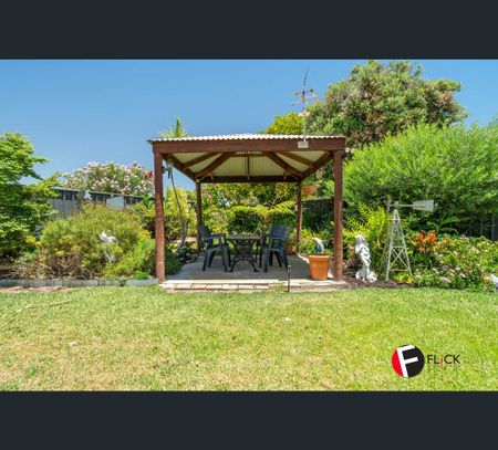 3 Bribie Place, Warnbro, WA 6169 - Photo 3