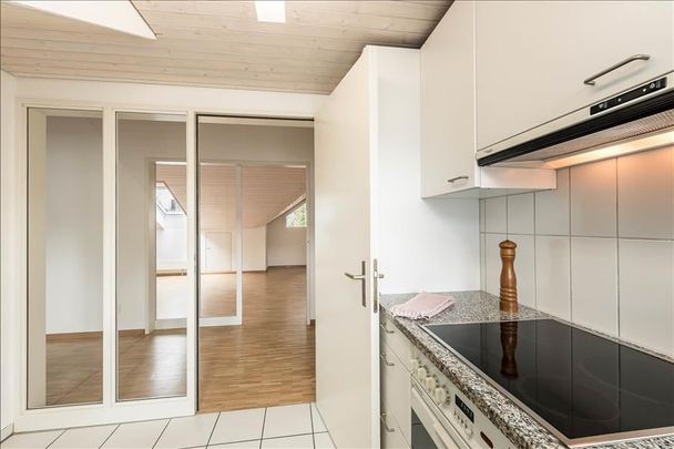 "Living in the Green" - Photo 1