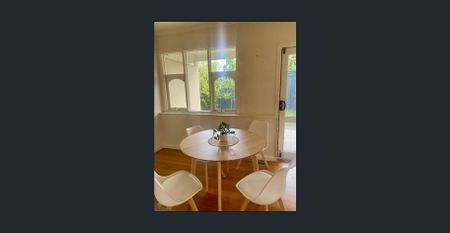 Spacious Family Home in Prime Balwyn Location - Photo 3