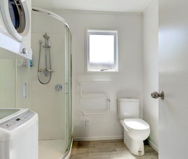 129b Boundary Road - FULLY FURNISHED - Photo 6