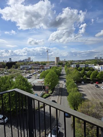 1 Bed Flat, Block C Wilburn Basin, M5 - Photo 3