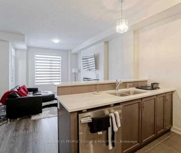 For Lease - 590 North Service Road, Hamilton, Ontario - Photo 1