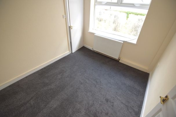 To Let 1 Bed Ground Floor Flat - Photo 1