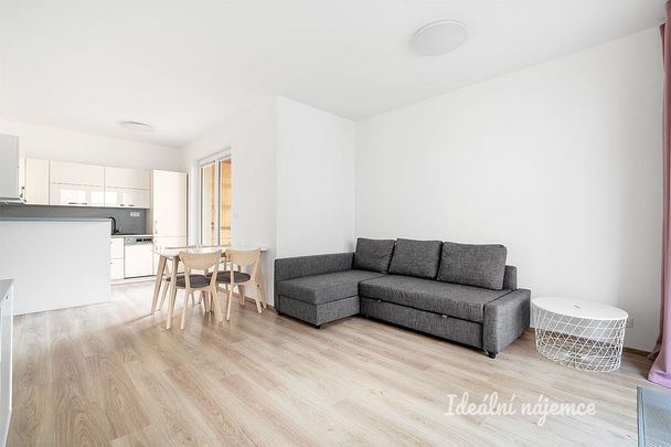 Pronájem bytu 2+kk 60 m² - Photo 1