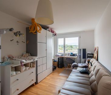 Helle 3.5 Zimmer-Wohnung mit Balkon und schöner Aussicht - Photo 5