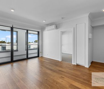 BRAND NEW 2 BED APARTEMENT IN SIROCCO COMPLEX - FLETCHER SLIP - Photo 1