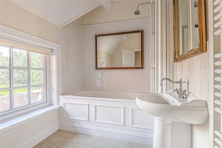 3 bedroom penthouse to rent - Photo 3