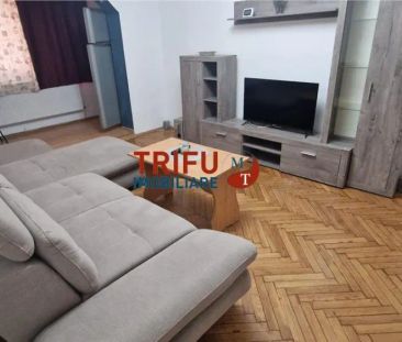 Apartament de închiriat 3 camere zona Liceului Militar - Fotografie 2