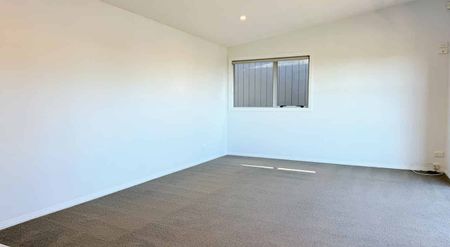 Sunny Self-Contained Studio with Sea View - Photo 2