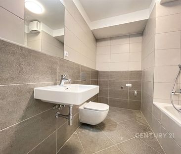 Pronájem bytu 2+kk 41 m² - Fotografie 3