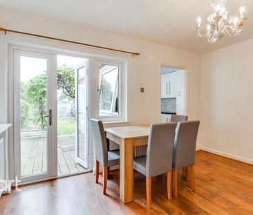 2 bedroom semi-detached house to rent - Photo 5