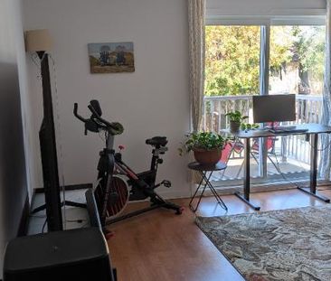 Logement rénovés 5 1/2 à louer 3 chambres fermés - Photo 1