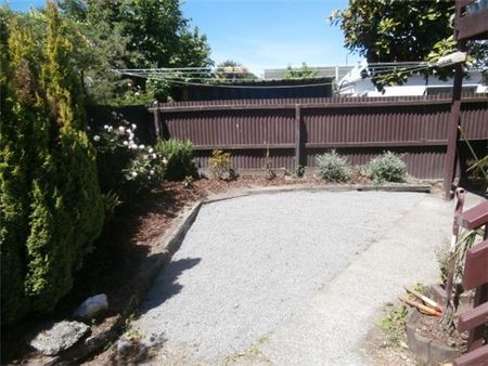 35 Kinleys Lane, St Albans, Christchurch City - Live Life in the Quiet Lane - Photo 2