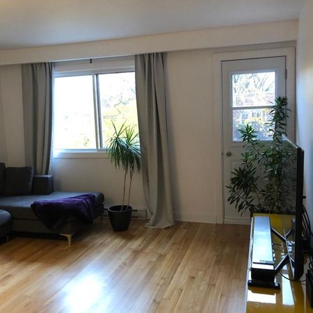 5 1/2 à louer à Ahuntsic - Photo 3