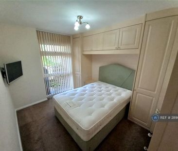 2 bedroom bungalow to rent - Photo 1