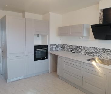 LE MANS SUD T3 2 CHAMBRES CUSINE EQUIPEE SALLE DE DOUCHE CHAUFFAGE ... - Photo 3