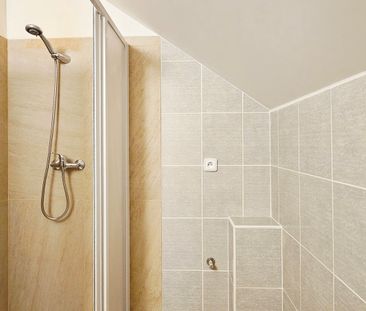 Pronájem bytu 1+kk a garsoniéry 36 m², Hlavní, Třebotov - Photo 2