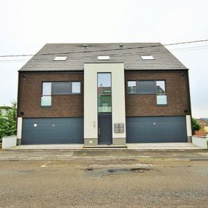 Duplex te huur in Mont-sur-Marchienne voor € 950 met 3 slaapkamers - Photo 3