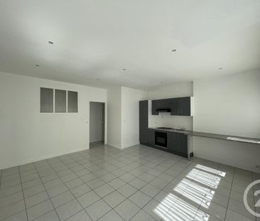 Location Appartement 2 pièces 45m² CHATEAUROUX 36000 - Photo 5