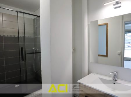 Location Appartement 3 pièces 62m² MACON 71000 - Photo 3
