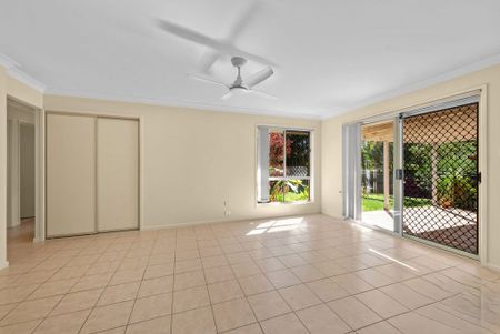 Spacious Family Living in Prime Wellington Point Location - Photo 3