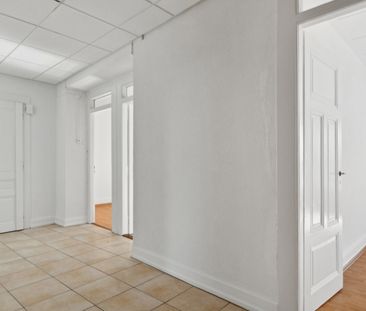 Apartment - Photo 4