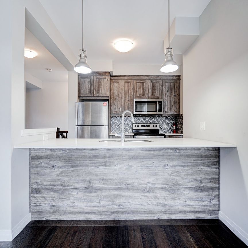 For Lease - 19 Ritchie Lane, Hamilton, Ontario - Photo 1