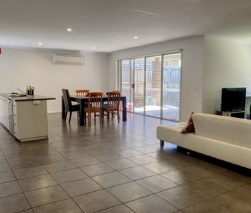 6 Katelyn Court, WAURN PONDS VIC 3216 - Photo 5