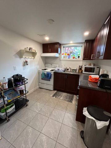 24 University Ave W, Guelph - Photo 3