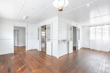 99 The Strand, North Ward - Photo 2