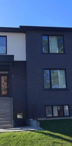 Superbe Appart BROMPTONVILLE 1000$ De Ra - Photo 1