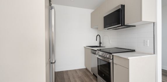 3 1/2 RENOVÉ A LOUER AU 1ER SEPTEMBRE - Photo 2