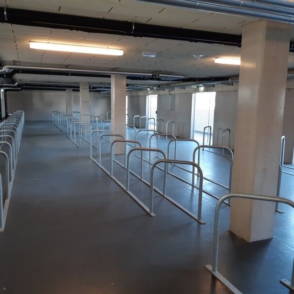 WEIHNACHTSAKTION: 1. MONAT MIETFREI: SCHÖNE 2-ZIMMERWOHNUNG MIT TOP AUSSTATTUNG+ BALKON + TG - Photo 1